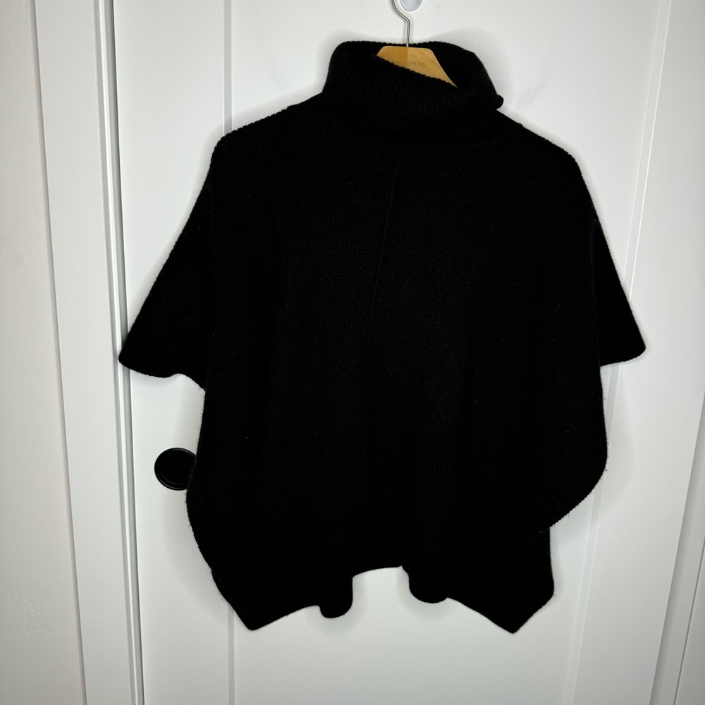 Aritzia Wilfred Black Turtleneck Ribbed Knit Poncho Sweater Size XXS/XS